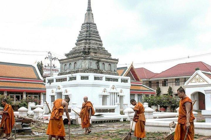 Bangkok Bike and Boat Tour: 5 Hours of Adventure