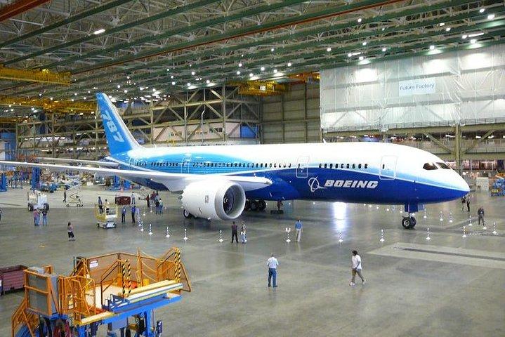 Boeing Factory Tour with Guided Transport from Seattle