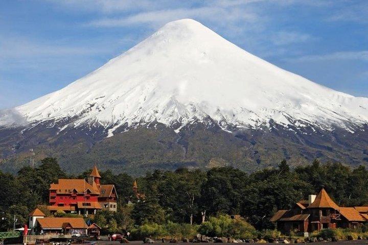 Premium Full day Tour to Osorno Volcano and Petrohue in Puerto Varas