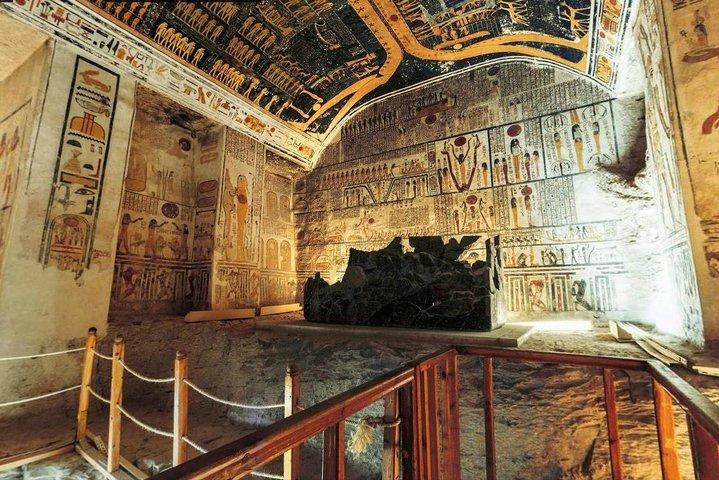 [Private]Valley of The Kings, Hatshepsut, Habu & Lunch