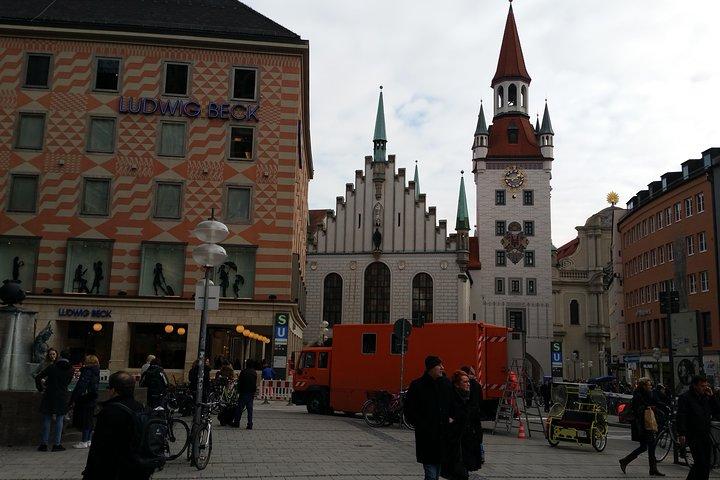 Small-Group 2-Hour Munich and The Third Reich Walking Tour