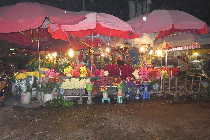 Hanoi Local Market Discovery