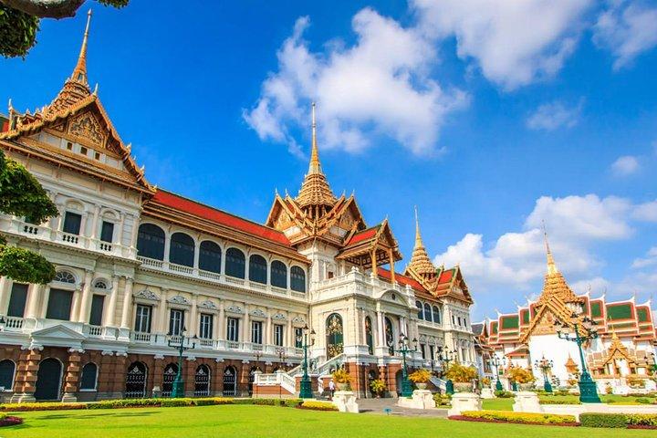 Amazing Bangkok Tour with Grand Palace, Emerald Buddha & Wat Arun