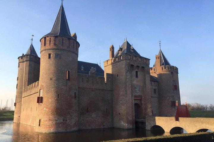 Amsterdam Castle Dutch Countryside Private Tour in nice Jaguar