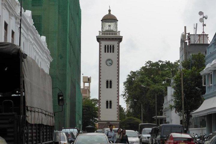 Shore Excursion Colombo Port To Colombo City Tour for 3 to 4 People.
