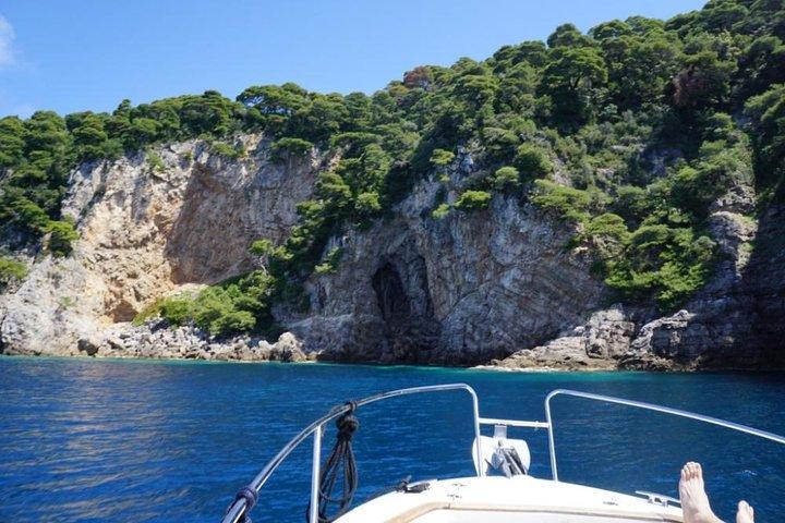 4h / 6h / 8h Elaphite Islands Tour with 7.5m/24FT SunDeck Boat