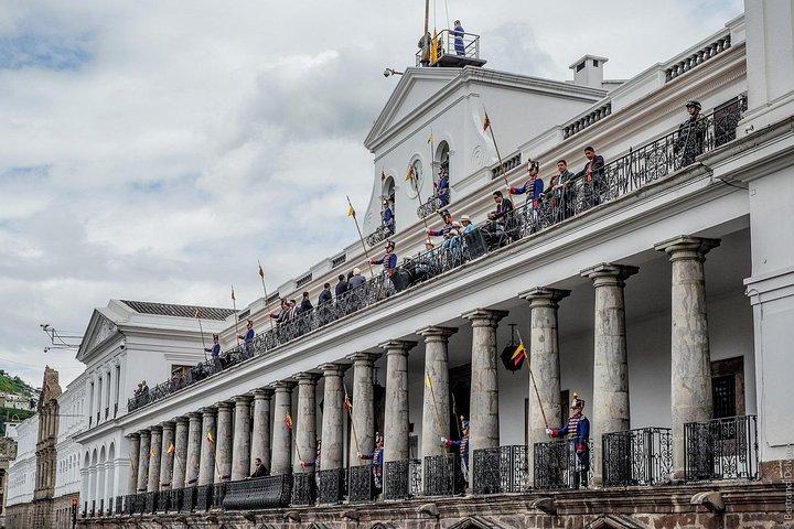 Personalized Quito City Tour with Teleférico and Mitad del Mundo