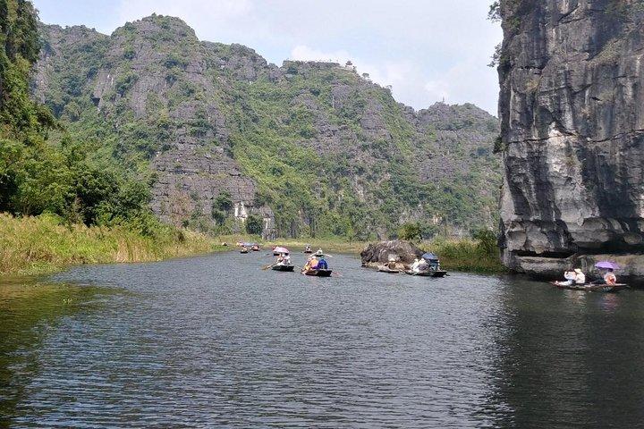 Ninh Binh Full Day Tour From Hanoi: Hoa Lu - Trang An - Mua Cave
