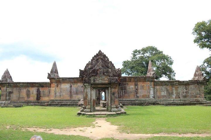 Day Trip to Preah Vihear Temple and Koh Ker UNESCO Site from Siem Reap