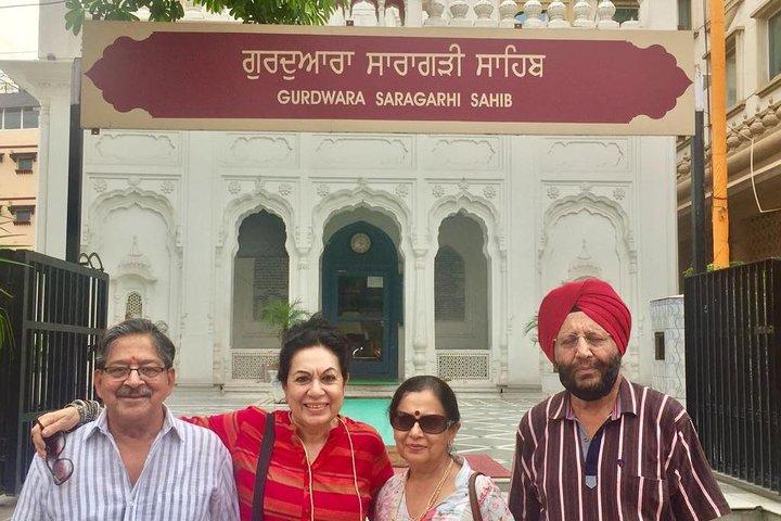 Amritsar Day Tour: Golden Temple and Jalliawala Bagh with Local Food