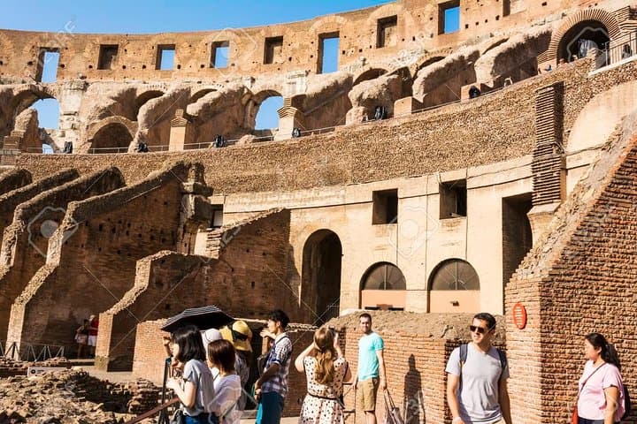 Colosseum guided tour with arena option