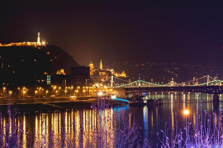 Budapest by Night: Private TukTuk Tour of Illuminated Landmarks