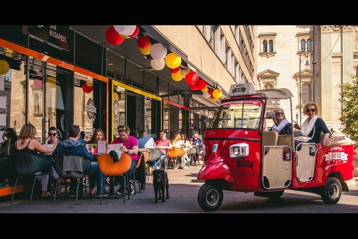 Budapest Private Tuk Tuk Tour with Wine Tasting and Cheese Platter