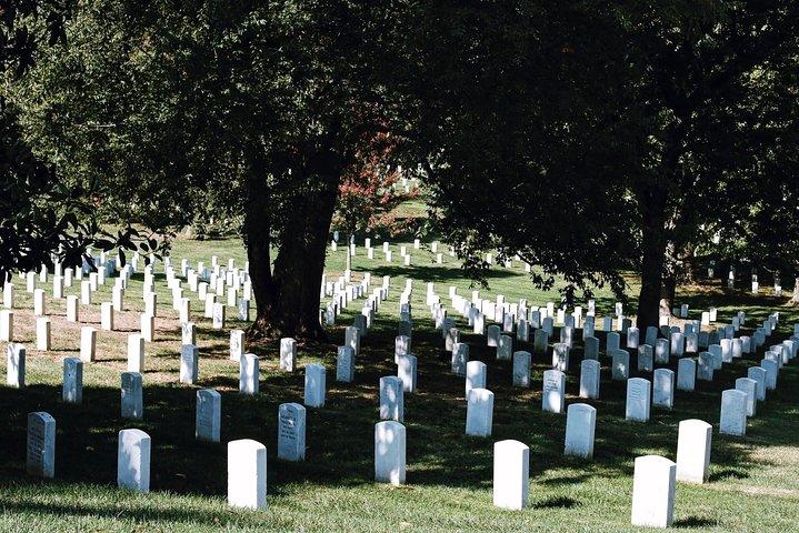 Arlington Cemetery & Changing of the Guard Semi-private 12ppl Max