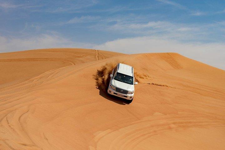 Sundowner Desert Safari and Dinner
