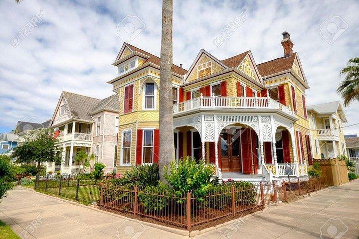 Houston Sightseeing Tour and Galveston Day Trip