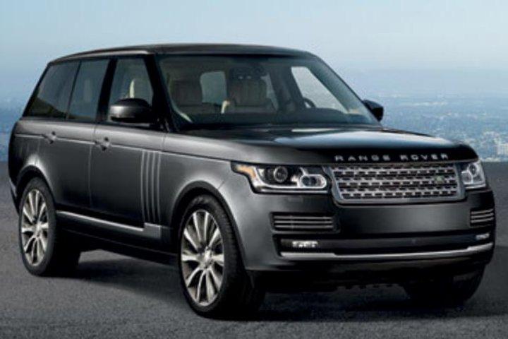 Luxury Range Rover at your Disposal in London for Full Day City Tour