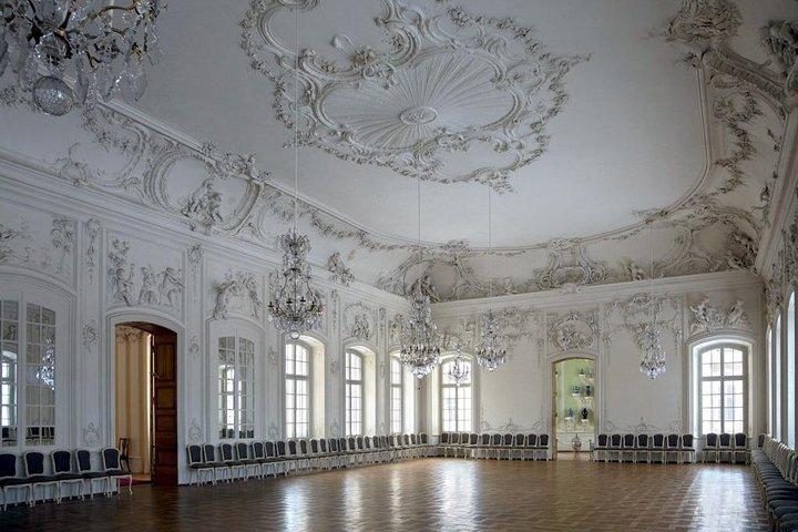 Half-Day Private Trip to Rundale Palace and Garden