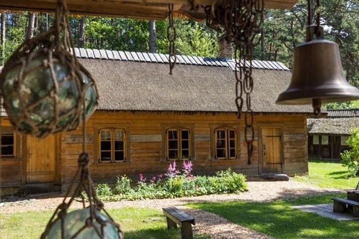 Full-Day Private Trip to Jurmala, Fisherman Villages and Nature Trails from Riga