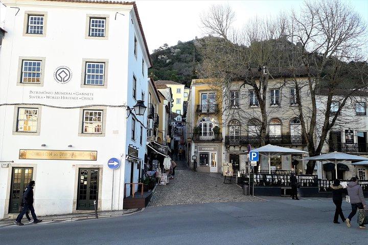 Private tour through the Romantic Sintra & Amazing Cabo da Roca & Cascais