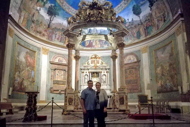 Rome Walking Tour of Holy Sites: Basilica of the Holy Cross in Jerusalem, San Giovanni in Laterano and Scala Santa