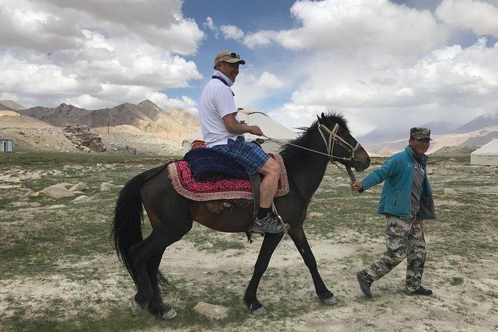 All Inclusive Private Karakul Lake Day Trip from Kashgar
