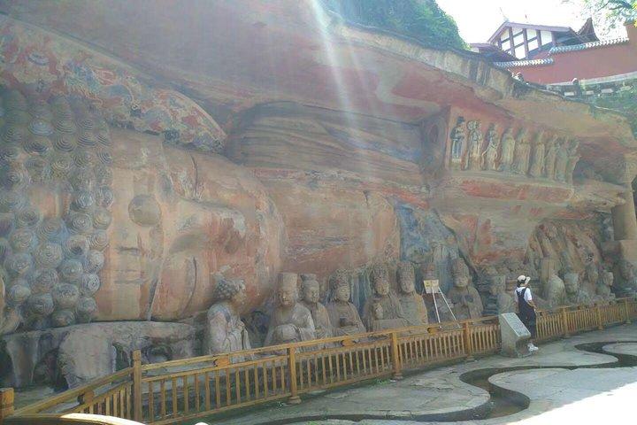 Private Day Tour to Dazu Rock Carvings from Chongqing downtown