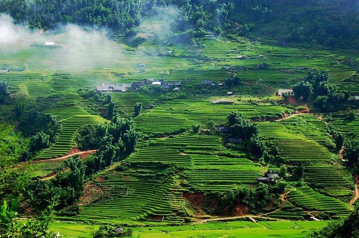 Pu Luong Nature Reserve 2 Days 1 Night Tour from Hanoi