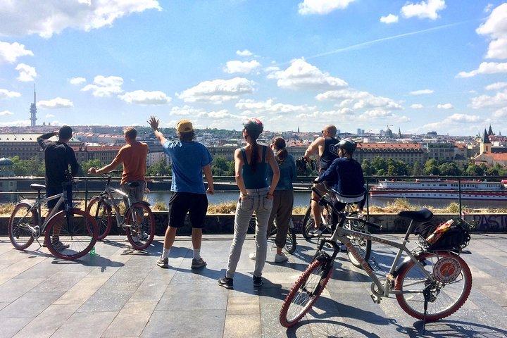 Prague Bike Tour - Stunning Viewpoints, Castle, City & Park