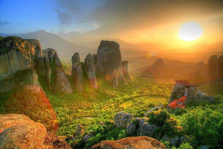 Full Day Tour to Meteora from Halkidiki