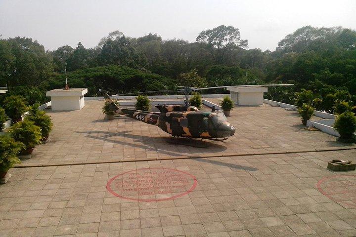 Small-group Cu Chi Tunnels & Saigon City Day Trip