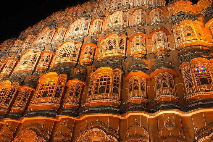 Guided Night Tour of Jaipur With Optional Street Food Tasting
