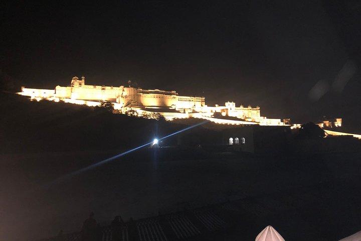 Guided Night Tour of Jaipur With Optional Street Food Tasting