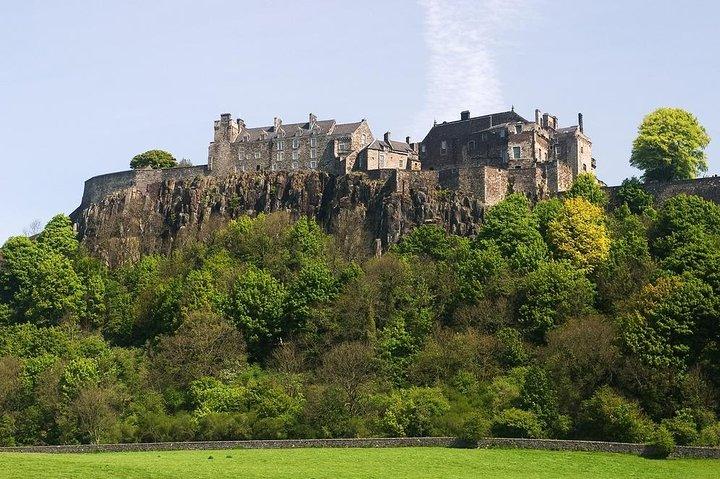 Loch Lomond, Kelpies & Stirling Castle Tour Including Admission