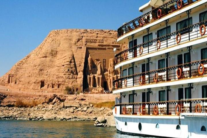 3 Night 4 Days Nile River Cruise from Luxor to Aswan