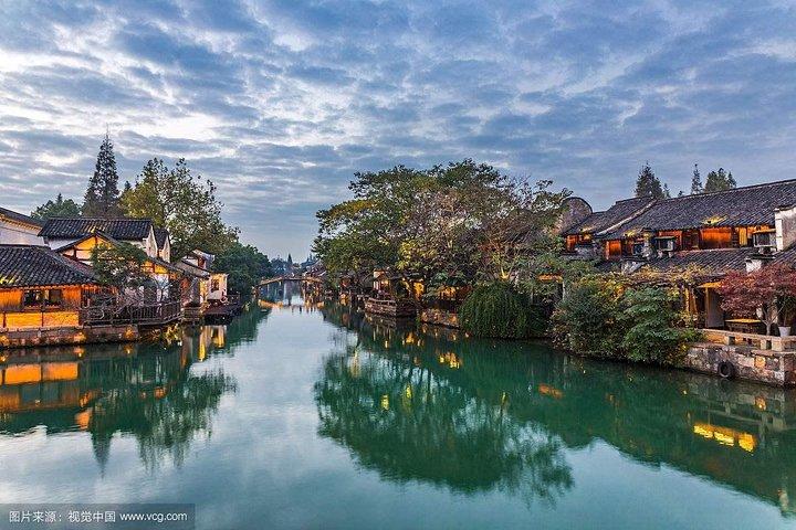 Wuzhen Water Town Private Day Tour from Hangzhou