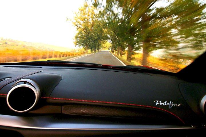 Pushstart Ferrari Portofino - Test Drive in Maranello