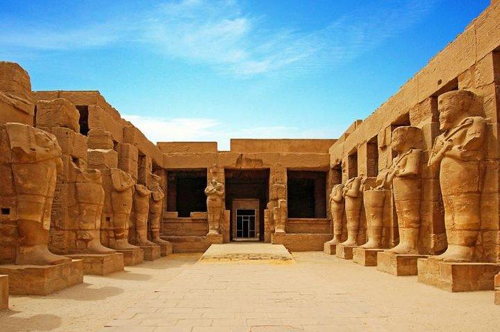 Private Day Tour From Safaga to Luxor