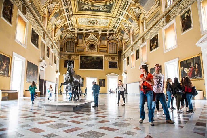 Pompeii and Museum of Naples Private Tour led by an Archaeologist