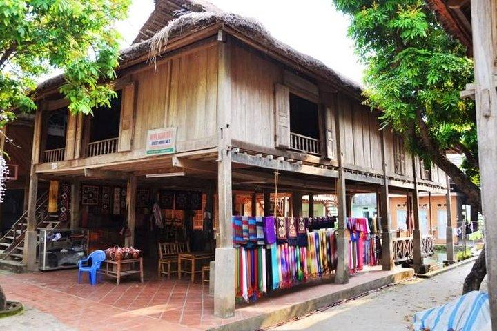 Mai Chau Full Day Tour from Hanoi