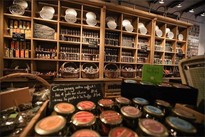 Nice Small-Group Walking Food Tour with Local Specialties & Wine Tasting