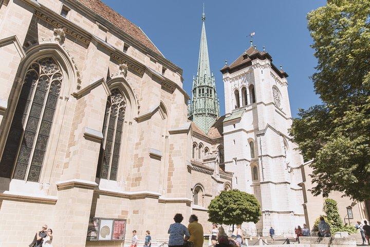 Chamonix Day Trip and Geneva City Tour
