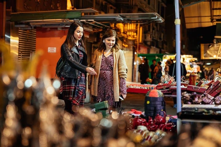 A Magical Evening in Hong Kong: Private City Tour