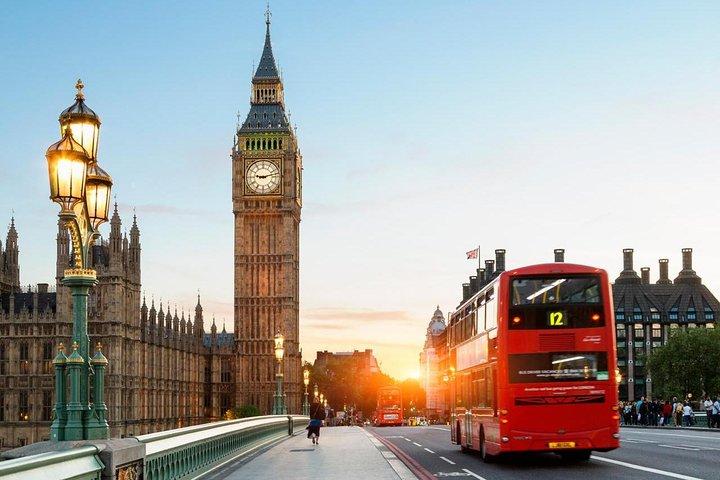 London: Buckingham Palace & Big Ben (& Westminster Abbey entry)