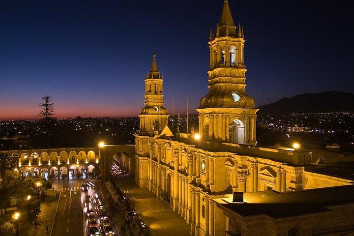 Walking Tour Arequipa Including Santa Catalina Monastery