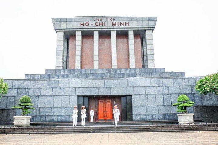 Private Hanoi City Half-Day Tour with Train Street Visiting