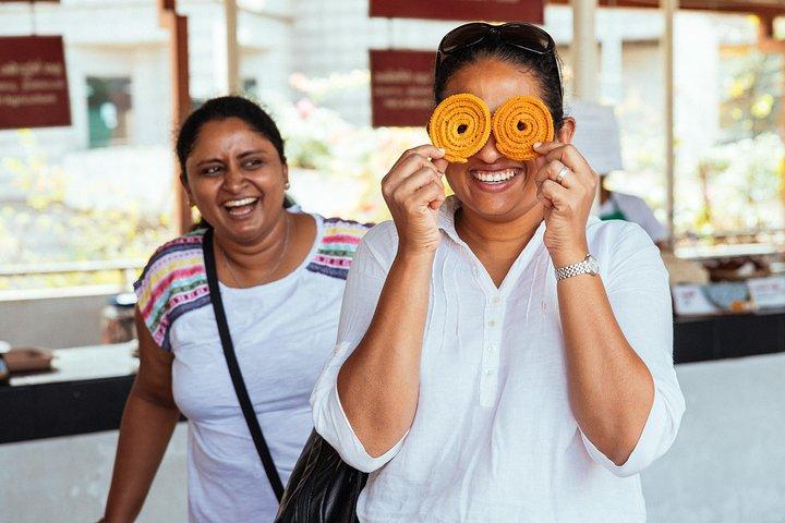 The 10 Tastings of Kandy With Locals: Private Street Food Tour