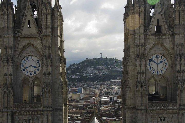 Private Quito City Tour+Teleferico+Mitad del Mundo with entrances