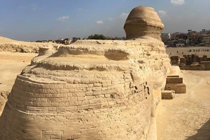Cairo layover to Giza pyramids and Sphinx