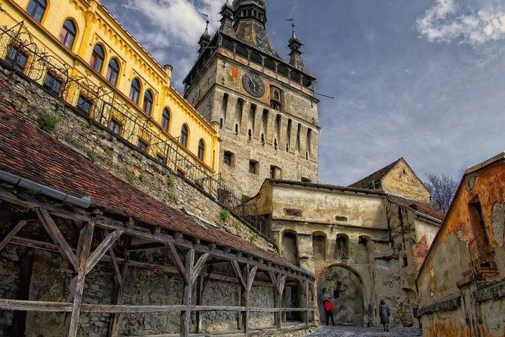 2-Day Private Tour of Dracula Castle and Sighisoara from Bucharest